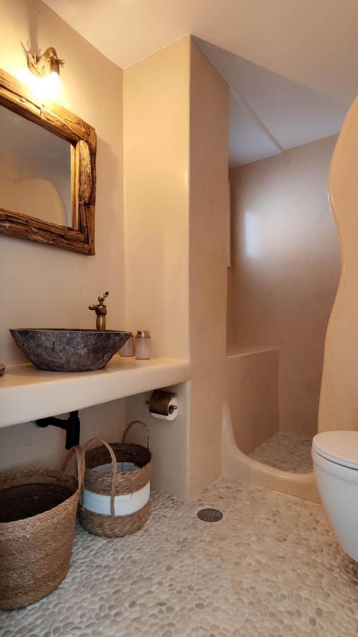 Laina Traditional Guest House Apérathos Екстериор снимка